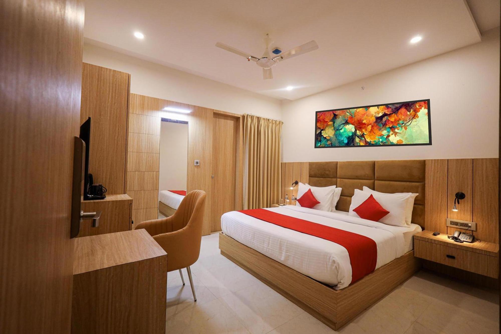 The Royal Legacy Hotel Lucknow Buitenkant foto